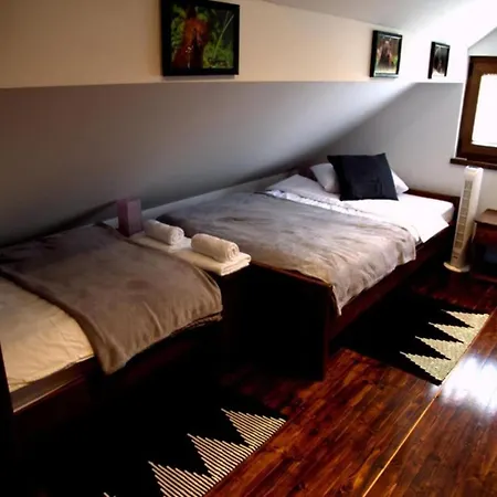 Five Bedroom بيت للعطل فروبفسكو