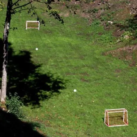 Five Bedroom Holiday home