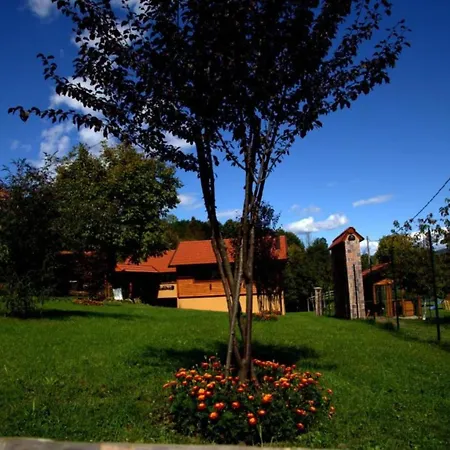 Five Bedroom בית נופש