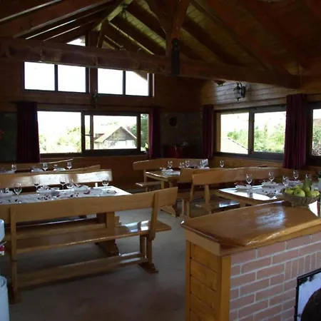 Five Bedroom בית נופש *