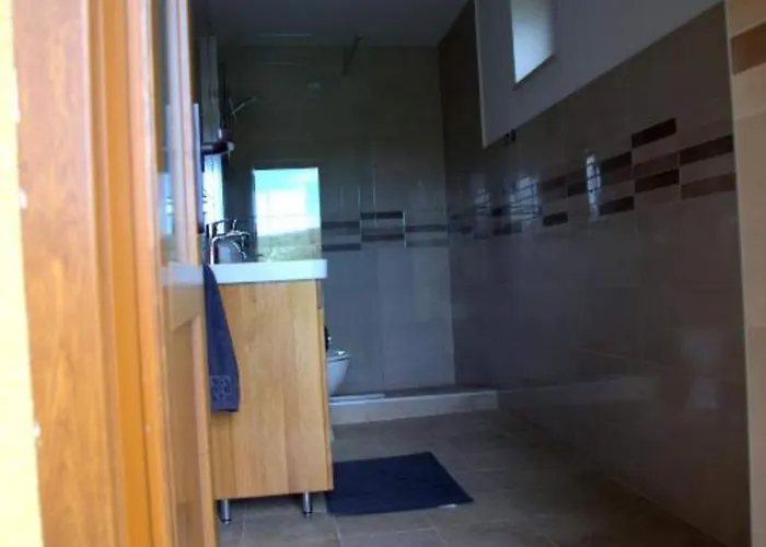 Five Bedroom Vakantiehuis *